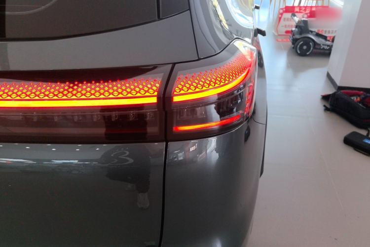 Used Chery Tiggo 8 PLUS 2025 290TGDI DCT Prestige 5-Seater Right Rear Taillight