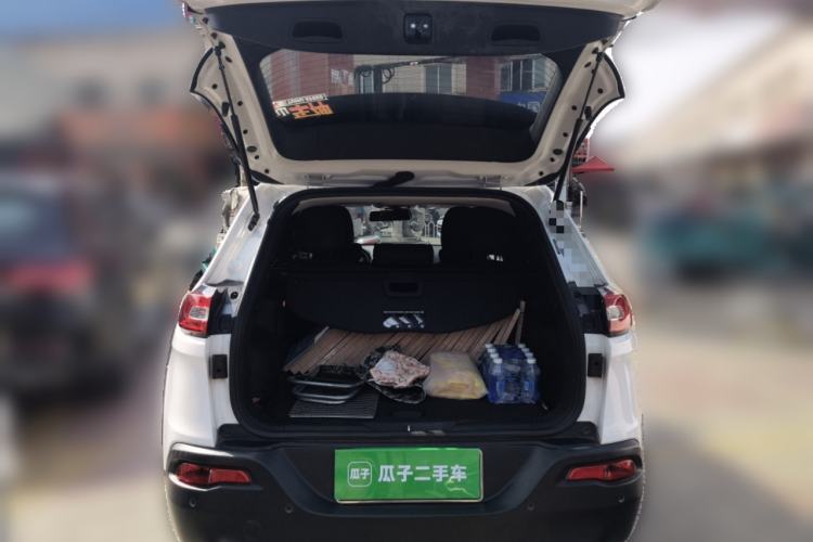 Used Jeep Cherokee 2017 2.0L Superior Edition