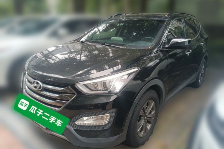 Used Hyundai Santa Fe 2013 2.4L Automatic Two-Wheel Drive Smart Version