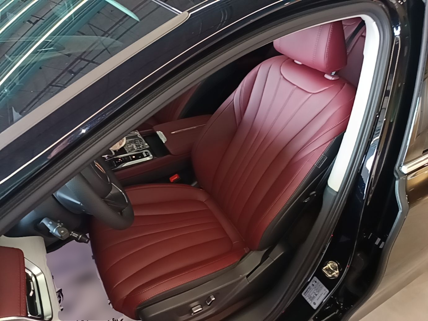 Hongqi H5 PHEV 2025 130 Super Hybrid Version — снимка 17
