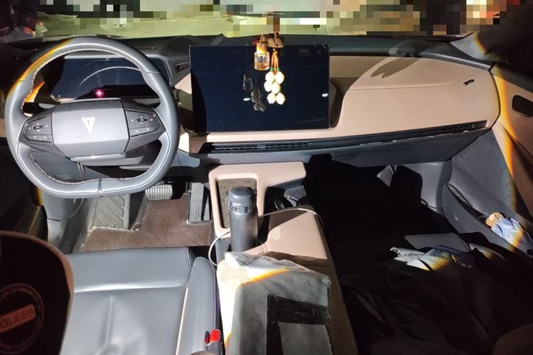 Used Deepal SL03 2022 515 Pure Electric Version Center Console