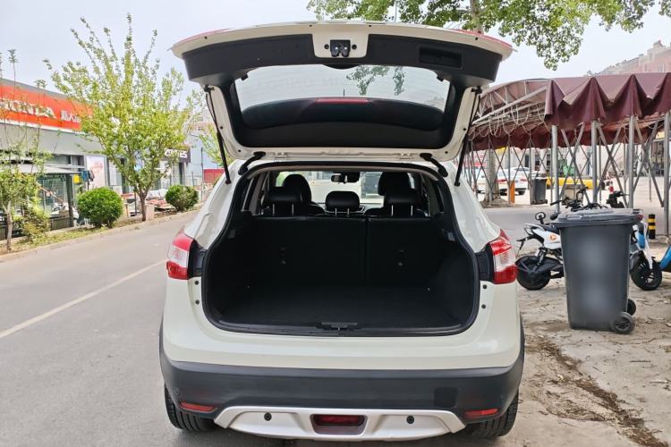 Used Nissan Qashqai 2016 2.0L CVT Flagship Edition Trunk