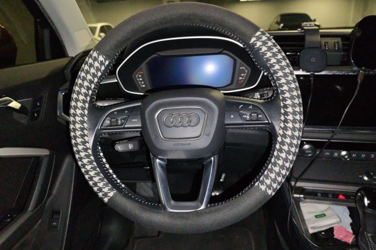 Used Audi Q3 2019 35 TFSI Advanced Dynamic Edition
