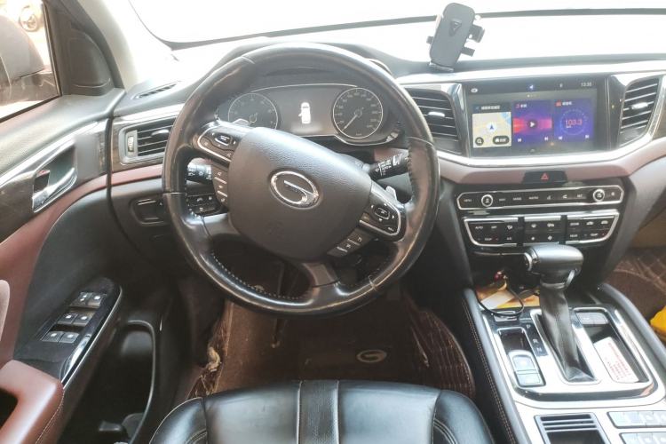 Used GAC Trumpchi GS8 2017 320T Two-Wheel Drive Luxury Smart Connectivity Version (7 Seats)
