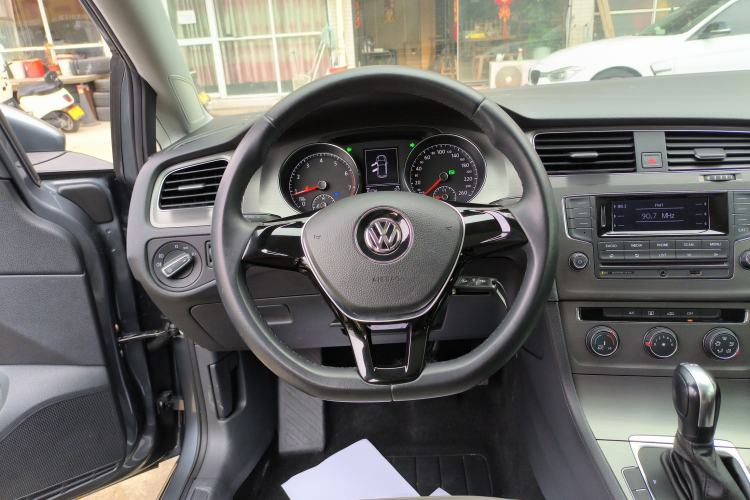 Used Volkswagen Golf 2015 1.4TSI Automatic Comfort Model