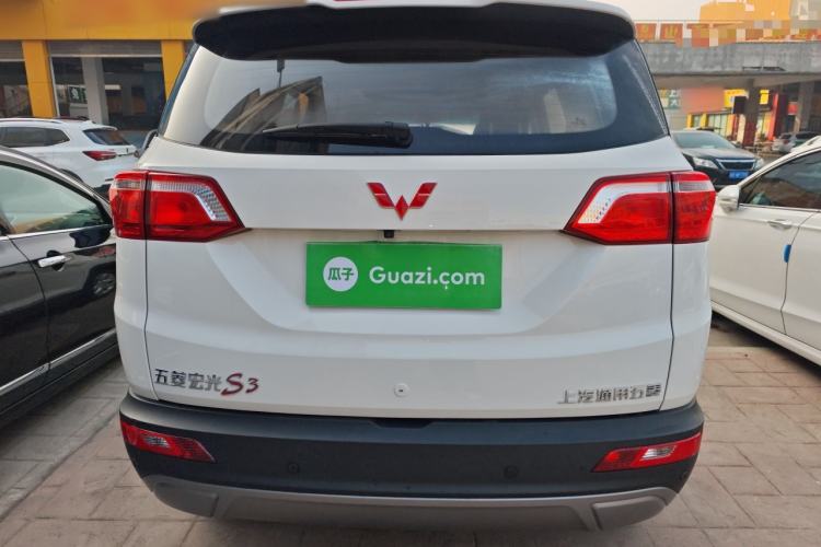 Used Wuling Hongguang S3 2018 1.5L Manual Luxury Model China V Standard