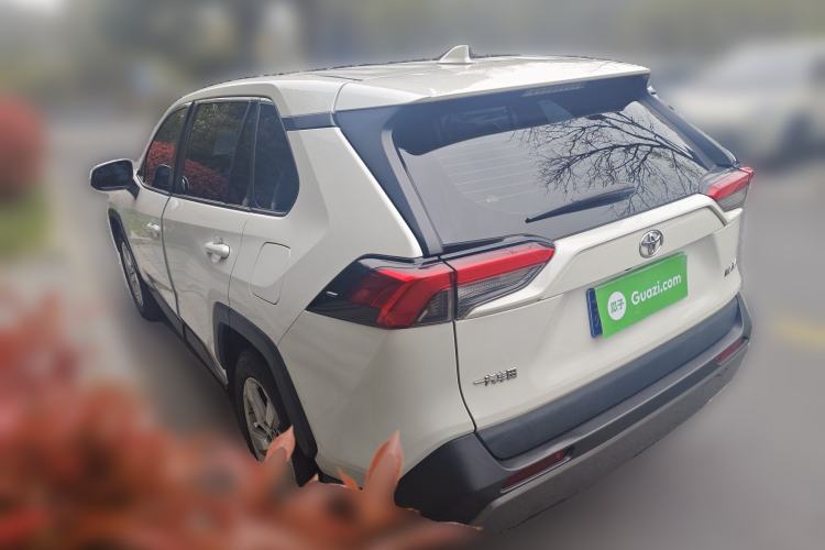 Used Toyota RAV4 2020 2.0L CVT Two-Wheel Drive Fashion Edition