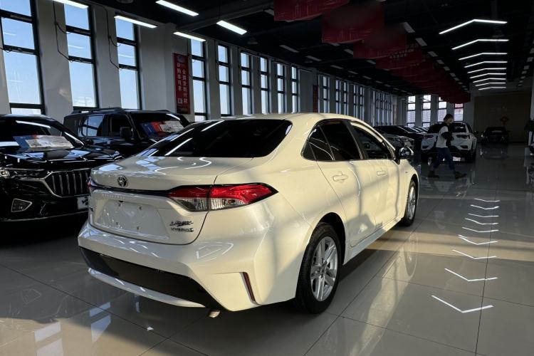 Used Toyota Levin 2019 Dual-Engine 1.8H E-CVT Luxury Edition China VI Standard
