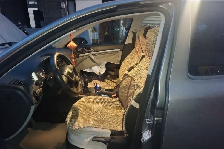 Used Skoda Octavia 2012 1.6L Manual Eado Edition Left Front Seat