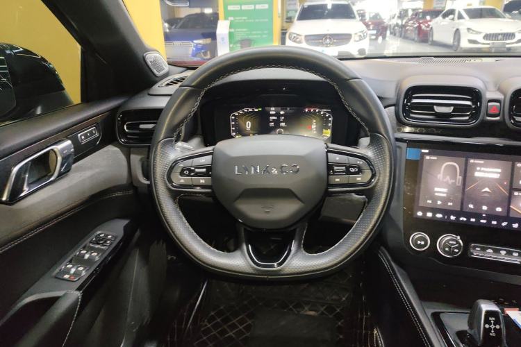 Used Lynk & Co 02 Hatchback 2022 2.0TD Pro