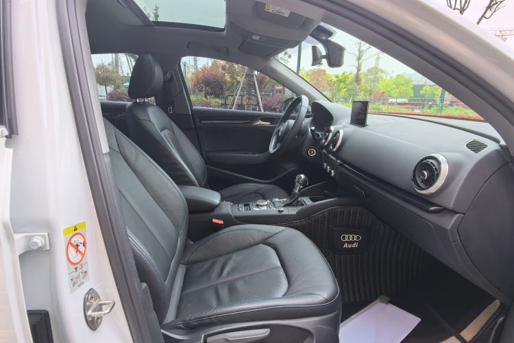 Used Audi A3 2020 Limousine 35 TFSI Fashion Edition China VI Emission Standard