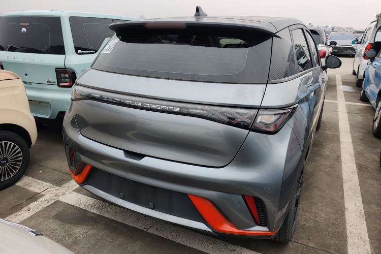 Used BYD Dolphin 2021 405 km Fashion Edition
