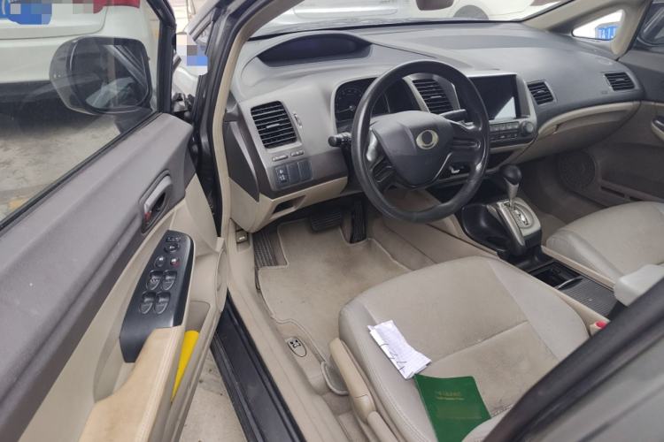 Used CIIMO 2012 1.8L Automatic
