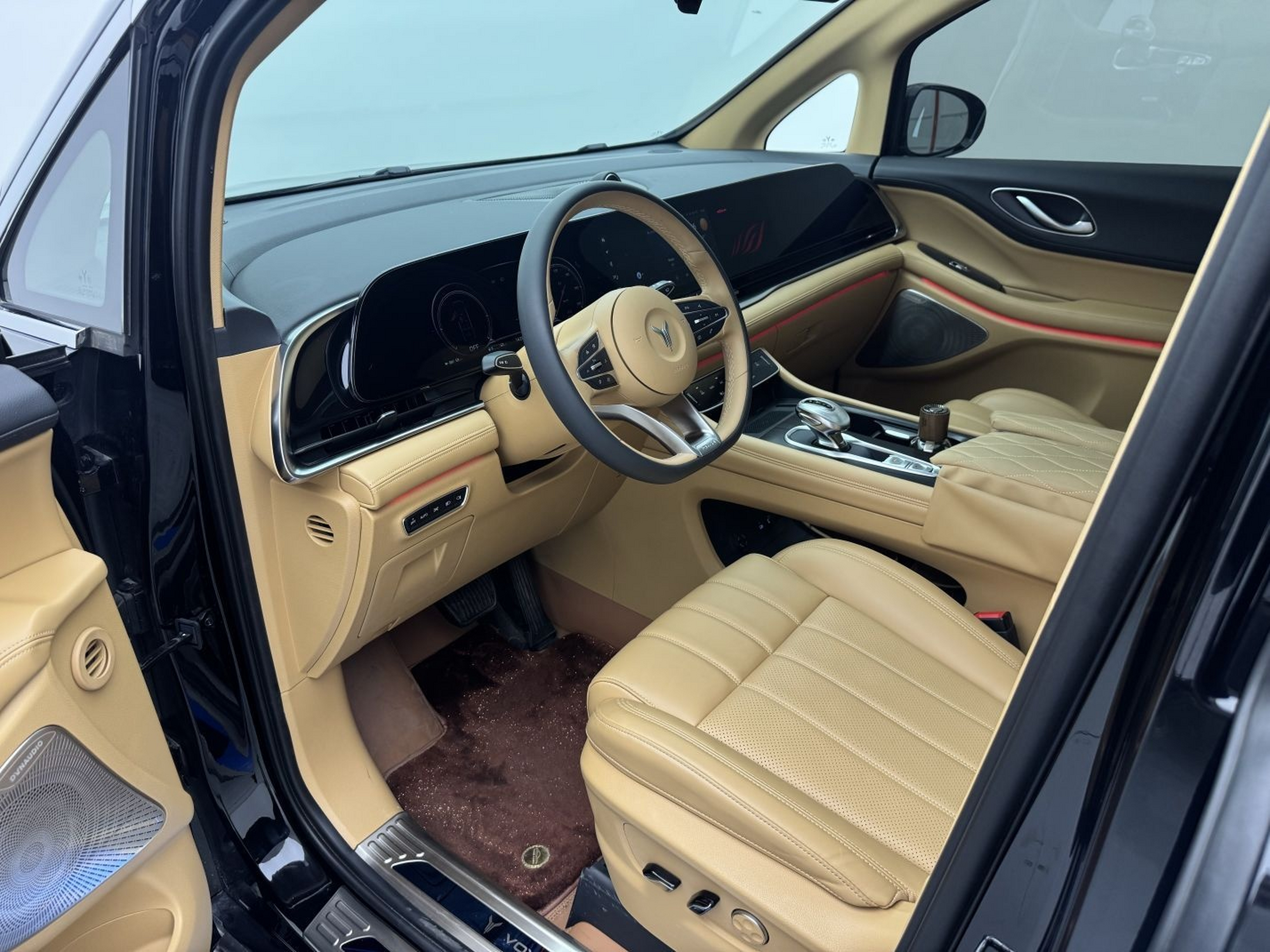 Interior delantero