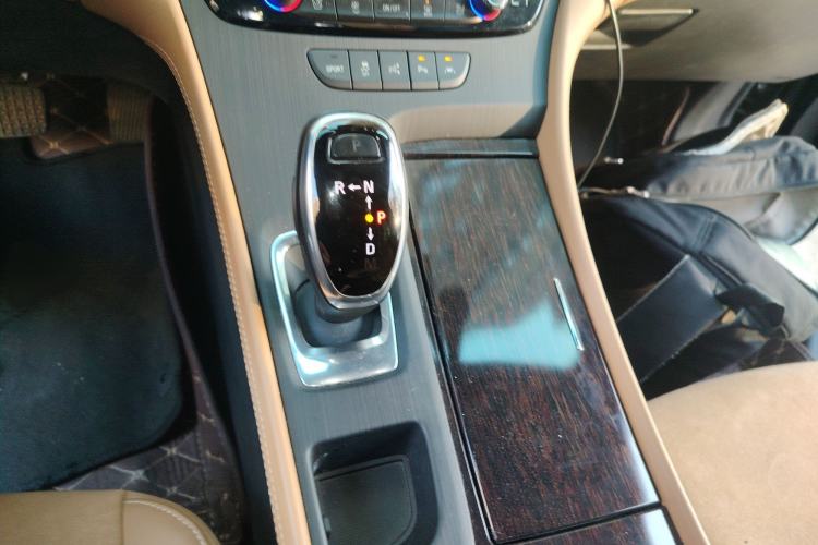 Used Buick LaCrosse 2018 28T Luxury Model