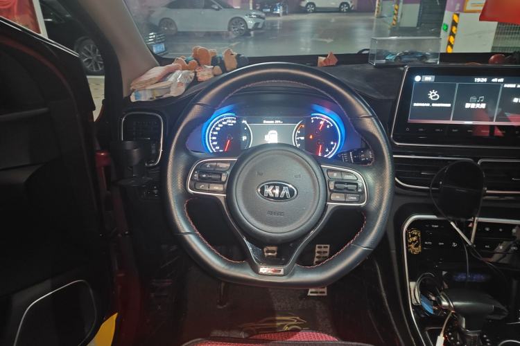 Used Kia KX5 2019 1.6T Automatic Two-Wheel Drive Luxury Edition
