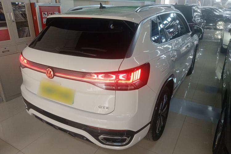 Used Volkswagen Tayron GTE Plug-in Hybrid 2023 280TSI Luxury Plus Advanced Edition Rear Right 45 Deg