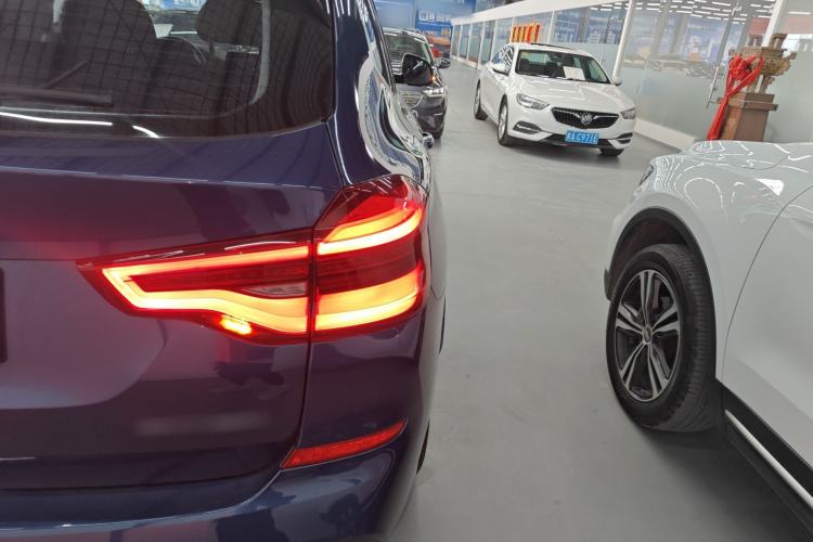 Used BMW X3 2020 xDrive28i M Sport Package Exterior 3