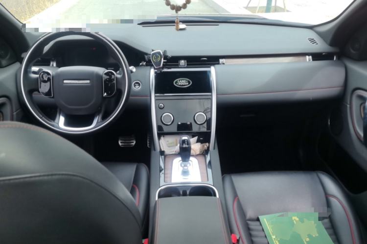Used Land Rover Discovery Sport 2020 249 PS R-Dynamic Performance Edition Center Console