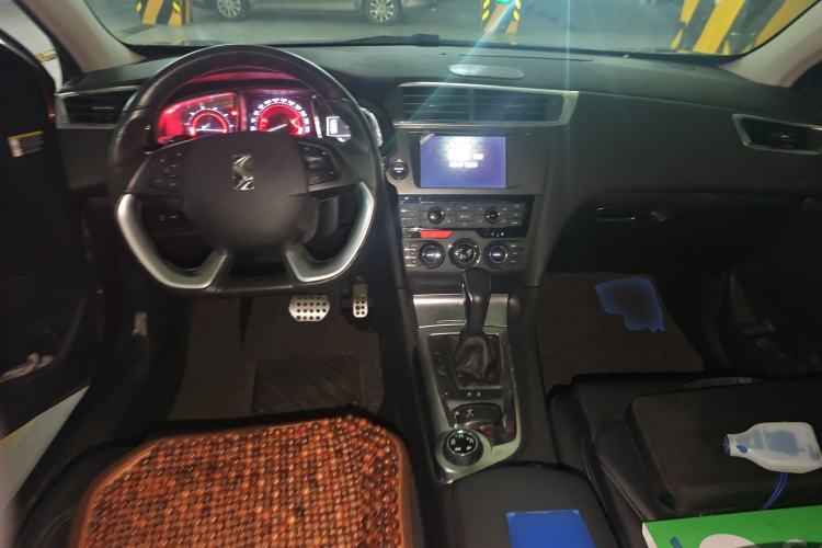 Used DS 6 2016 1.8T Luxury Edition THP200
