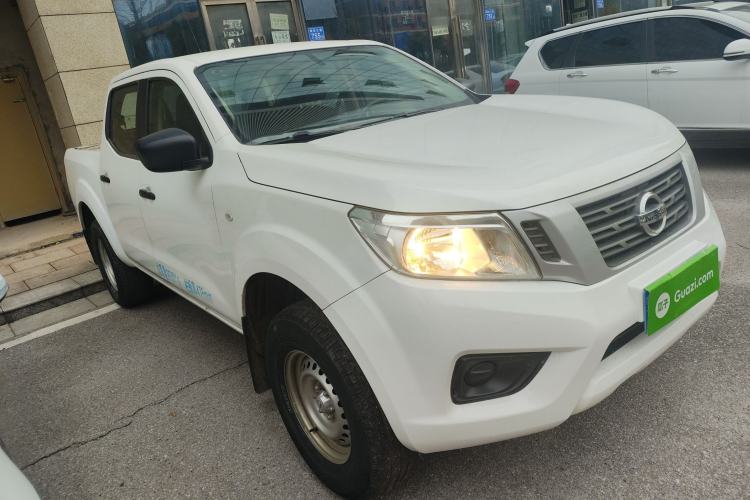 Used Nissan Navara 2017 2.5L Manual Two-Wheel Drive Standard Edition QR25