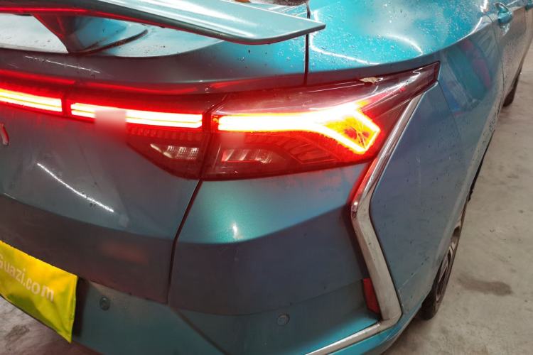 Used Dongfeng Aeolus Yixuan 2021 230T Automatic Chasing Shadow Edition Exterior 3