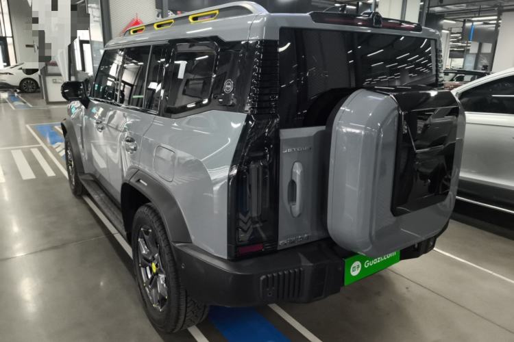 Used JETOUR Traveler 2023 2.0T All-Wheel Drive CrossPRO+