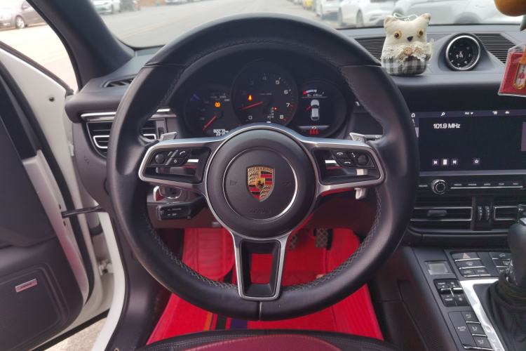 Used Porsche Macan 2021 Macan 2.0T Steering Wheel