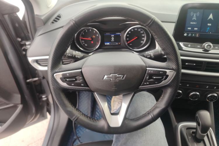 Used Chevrolet Trax 2019 Redline 335T CVT Top-Tier Model China VI Standard