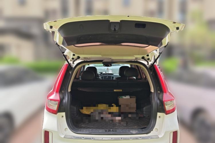 Used Geely Auto Vision X6 2016 1.8L Manual Luxury Model Trunk