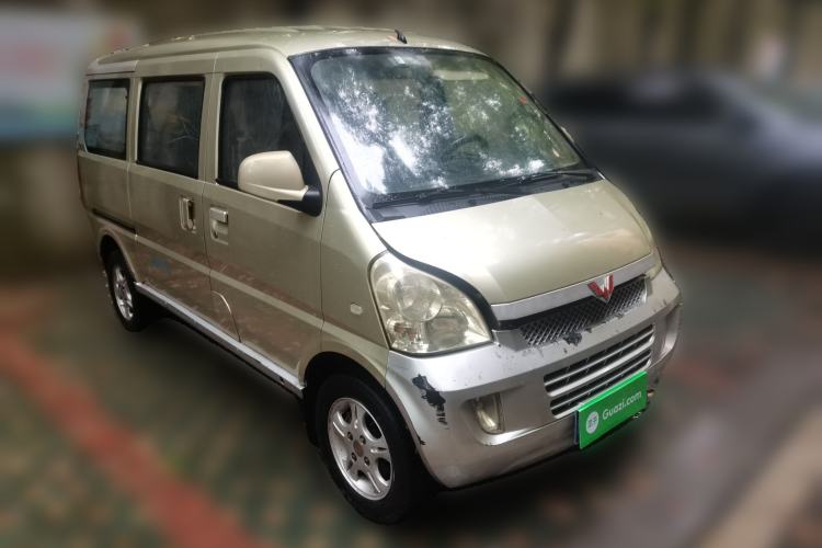 Used Wuling Rongguang 2011 1.2L Comfort Model Front Right 45 Deg