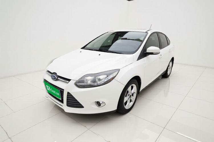 Used Ford Focus 2012 Sedan 1.6L Automatic Fashion Edition