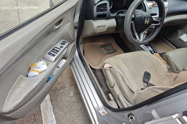 Used Honda City Classic 2011 1.5L Automatic Elite Edition Driver Seat