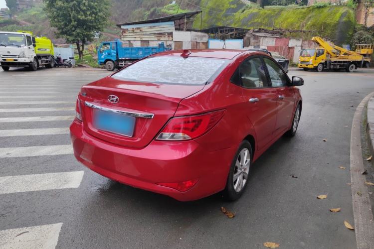 Used Hyundai Verna (older generation) 2014 1.4L Manual Top-Tier Model TOP
