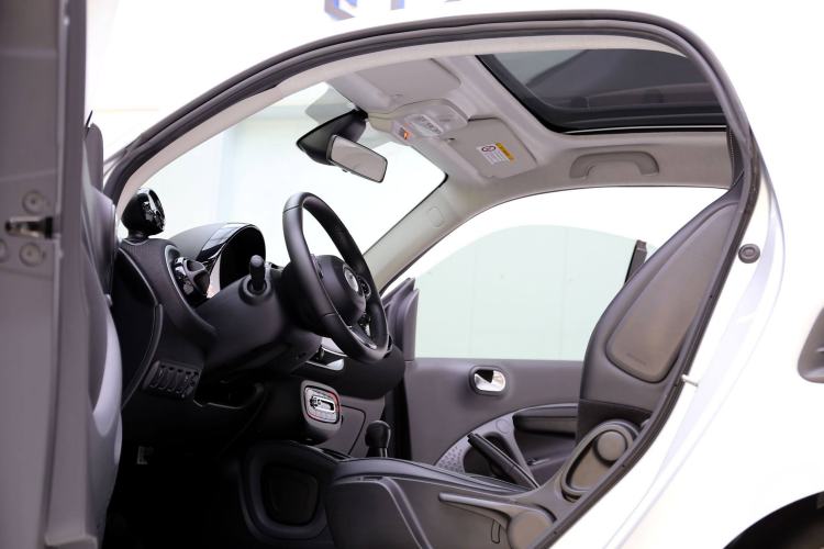 Used smart fortwo 2018 0.9T 66kW Hardtop Pioneer Edition China V Emission Standard