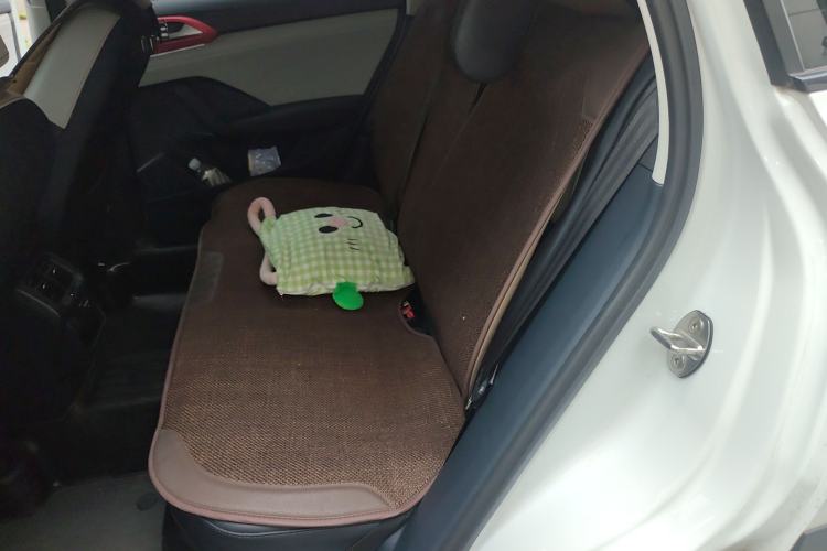 Used Volkswagen Tharu 2023 300TSI Two-Wheel-Drive Moon Luxury Edition Left Rear Seat