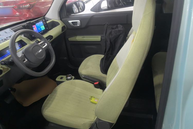 Used Geely Galaxy Panda 2023 Panda Mini 200km Endurance Bear Left Rear Seat