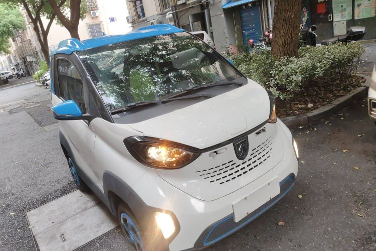 Used Baojun E100 2019 250KM Smart Drive Edition Front Right 45 Deg