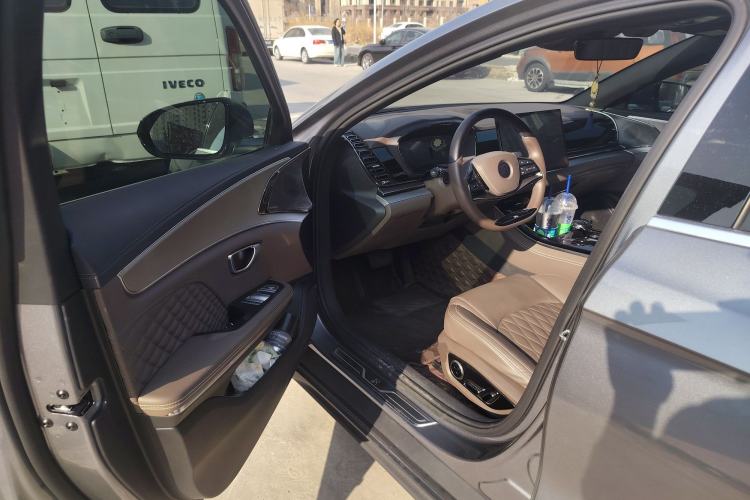 Used BYD Han 2022 DM-i 121KM Prestige Model