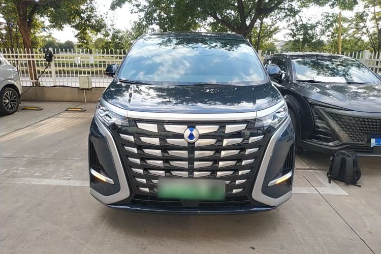 Used Denza D9 2022 DM-i 970 Four-Wheel Drive Prestige Model
