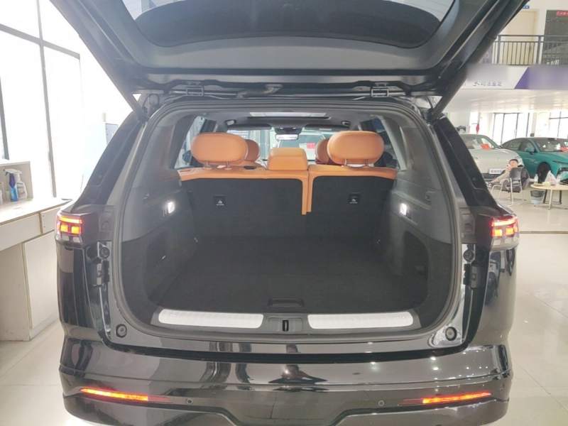 Used Dongfeng eπ eπ008 2025 636Ultra LikeYi Edition 5-Seater — 18