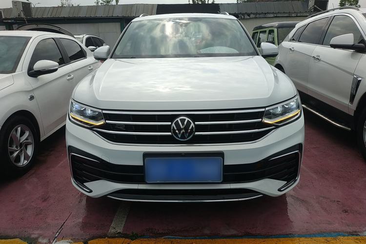 Used Volkswagen Tiguan L 2023 Restyled 330TSI Automatic Two-Wheel Drive R-Line Enhanced Comfort Version Front