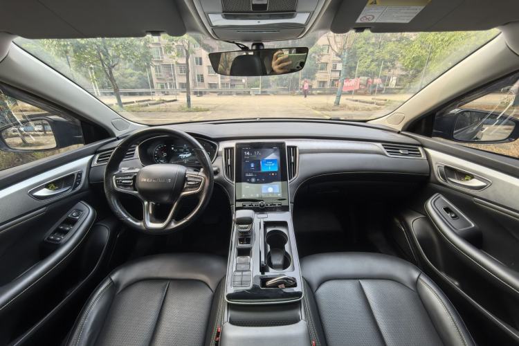 Used Roewe i6 MAX 2020 300TGI Automatic Sporty Cool Edition
