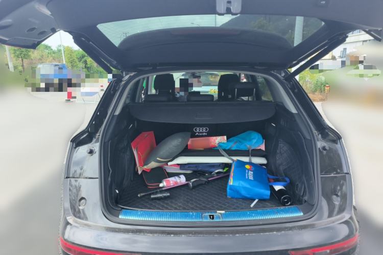 Used Audi Q5L 2020 Revised 40 TFSI Prestige Edition Trunk