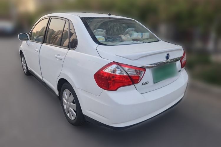 Used Venucia D50 2015 1.6L Manual Fashion Edition Rear Left 45 Deg