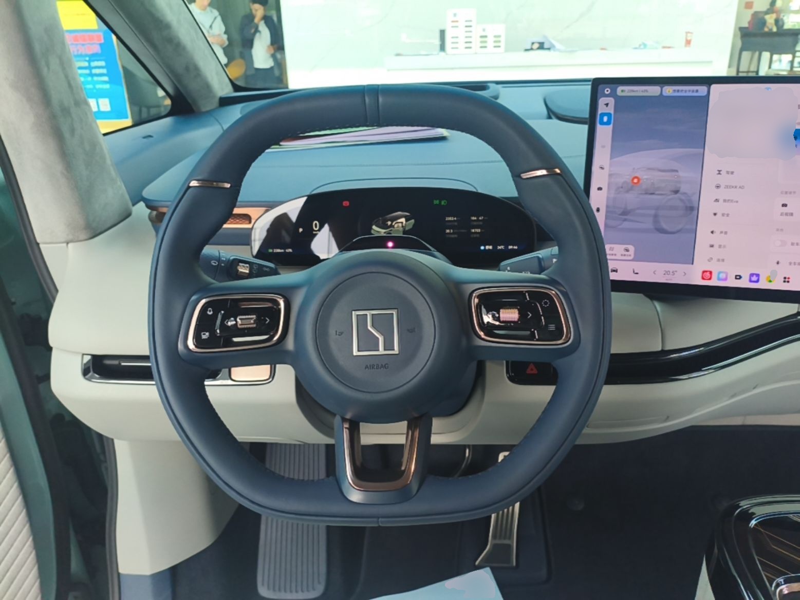 Zeekr MIX 2025 Long-Range Intelligent Driving Edition — снимка 13