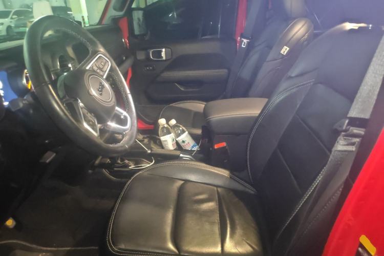 Used Jeep Wrangler 2019 2.0T Sahara Four-Door Prestige Edition China V Standard