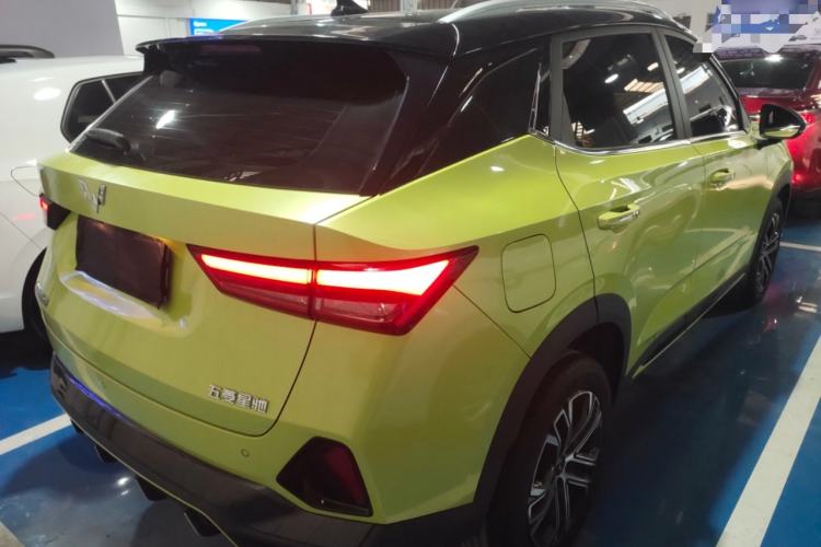 Used Wuling Alvez 2022 1.5T CVT Trendy & Cool Edition
