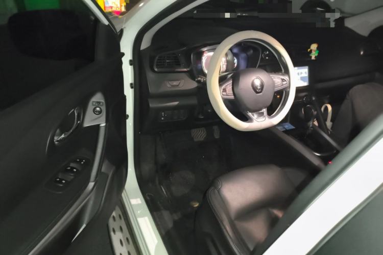 Used Renault Kadjar 2016 2.0L Two-Wheel-Drive Luxury Edition
