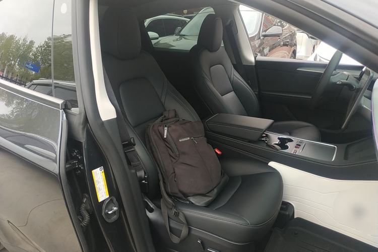 Used Tesla Model Y 2024 Rear-Wheel-Drive Version
